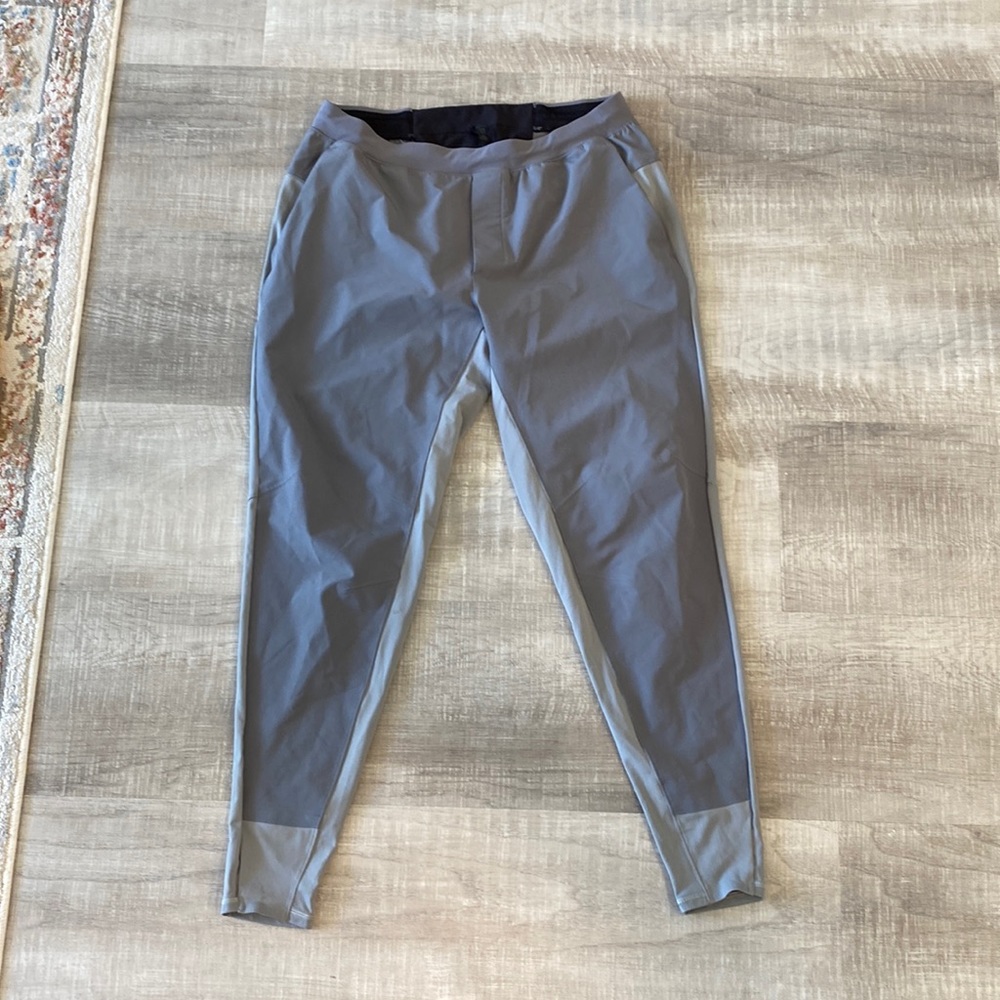 Lululemon pants !!  Size large